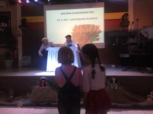 Praznovanje ob osmem marcu in materinskem dnevu 2017 15